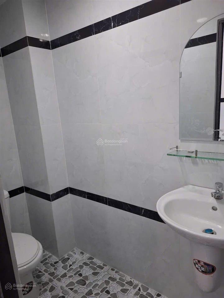 Bán nhà mới đẹp đ46 hbc 45m, 2tỷ3 tl
