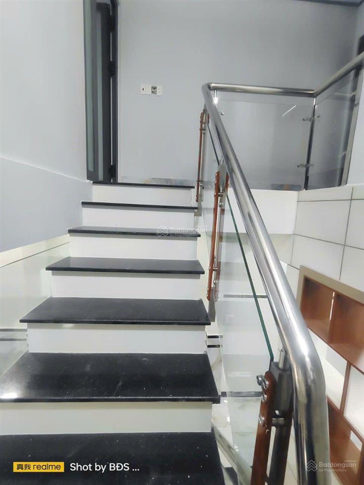 Nhà đẹp 2 tầng đường 51 p hiệp bình chánh 2tỷ850 tl