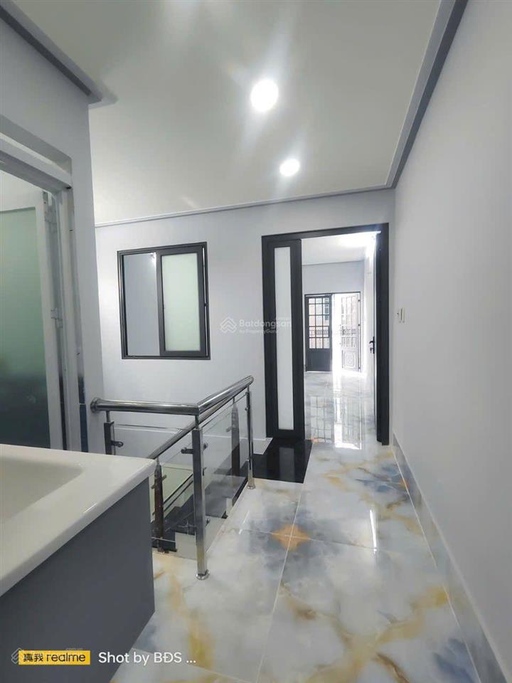 Nhà đẹp 2 tầng đường 51 p hiệp bình chánh 2tỷ850 tl