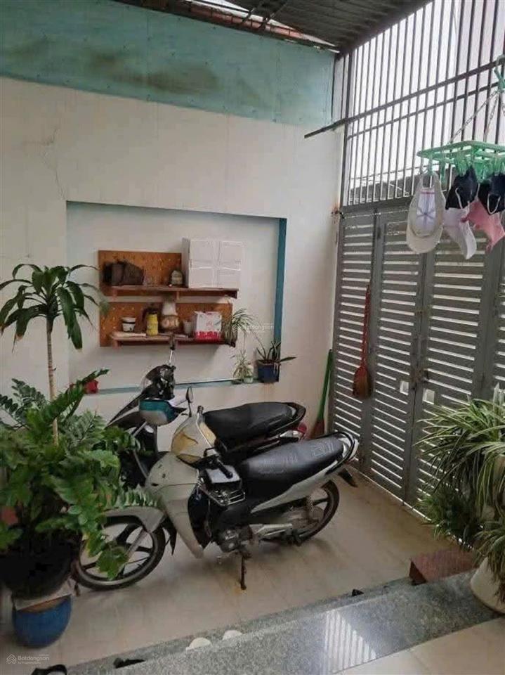 Nhà đẹp 2 tầng ngang 6m 10tr/ tháng đs6 hbp