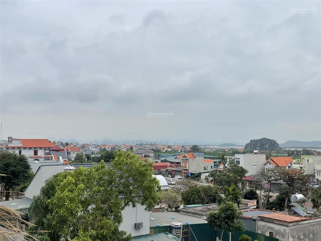 Lô góc 116m2 tại đại yên, mặt tiền rộng 16,2m. view 3 mặt thoáng, cạnh vin hạ long xanh