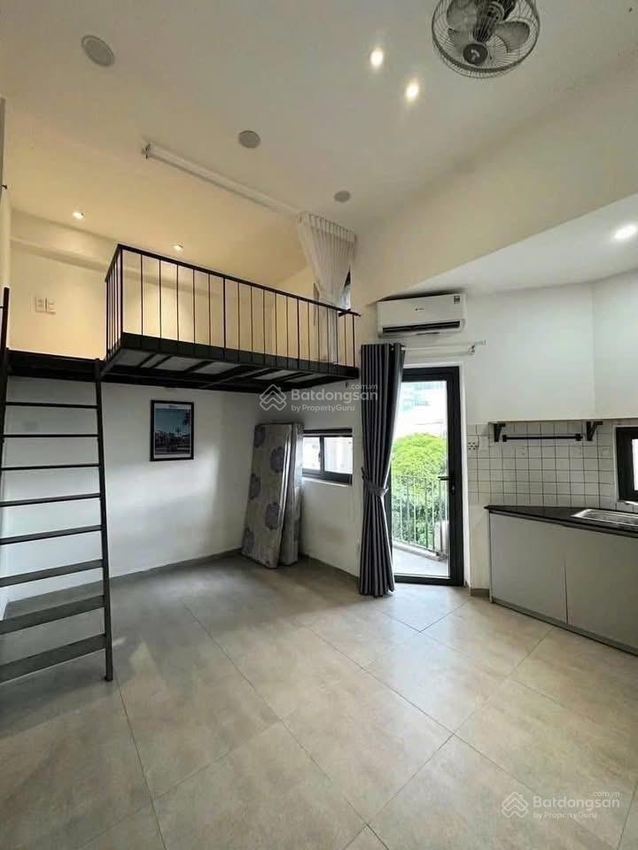 Ngay đại học văn lang giữ phòng đến tháng 8
