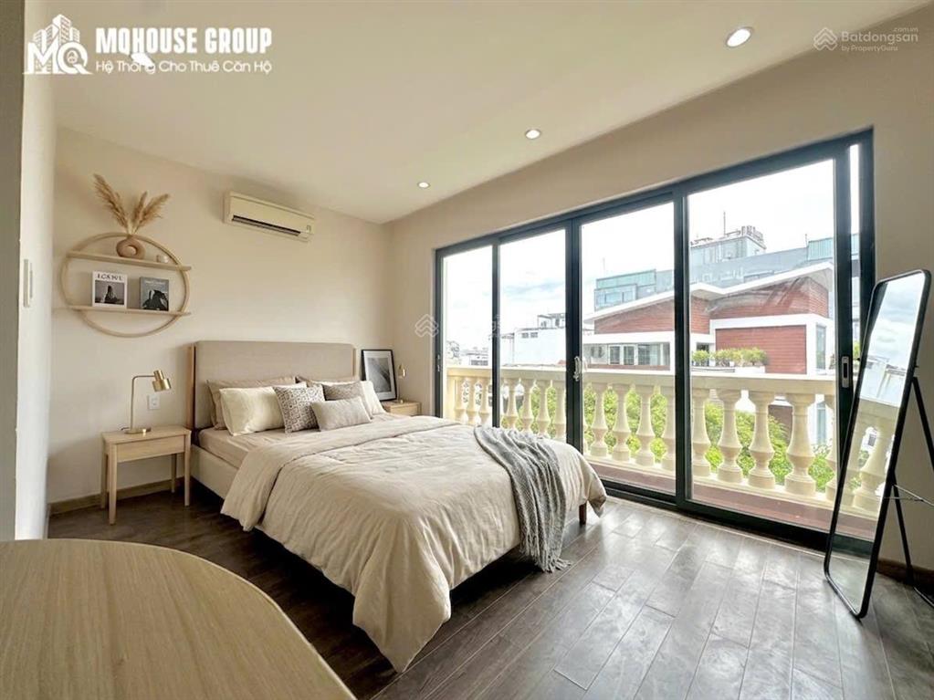 Studio ban công tách bếp ngay ngã 5 chuồng chó  giữ phòng đến tháng 11