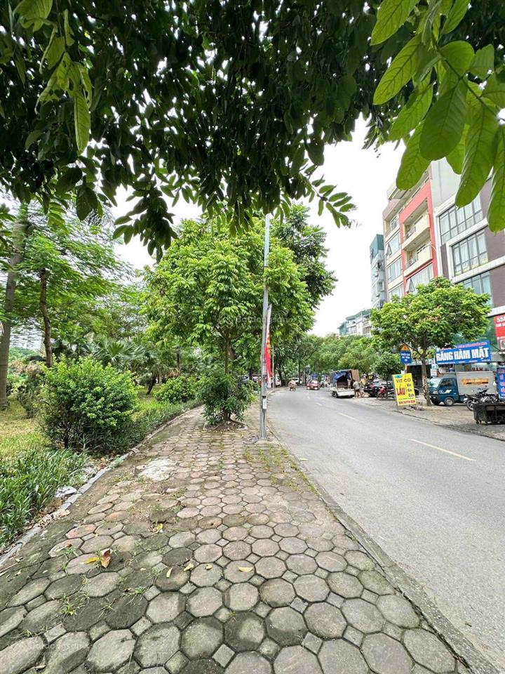 Bán nhà kđt tây nam linh đàm dt 602m 6 tầng, thang máy, kinh doanhvp đỉnh. giá 18 tỷ.