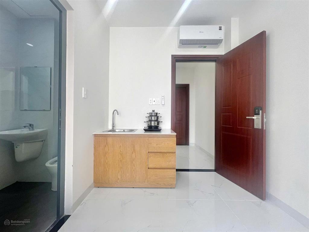 Chdv dòng tiền ổn định  vòng xoay lê đại hành  giáp khu lữ gia quận 10 ( 4.1x13m*4 tầng )