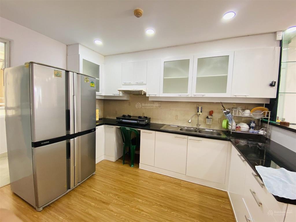 Bán nhanh căn hộ hùng vương plaza, 9 tỷ 8 , 128m2, 3pn 3wc , phường chợ lớn , dưới 10 tỷ