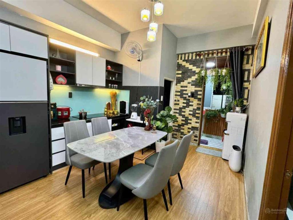 Chính chủ bán nhanh chung cư 62 bà hom sau lưng làng nướng nam bộ, phường phú lâm, shr, 2 tỷ 8