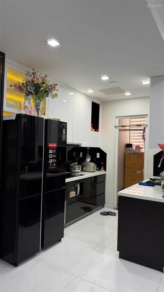 Bán căn hộ xi grand court quận 10 cũ, phường diên hồng, căn góc 3pn 90m2, sổ hồng riêng