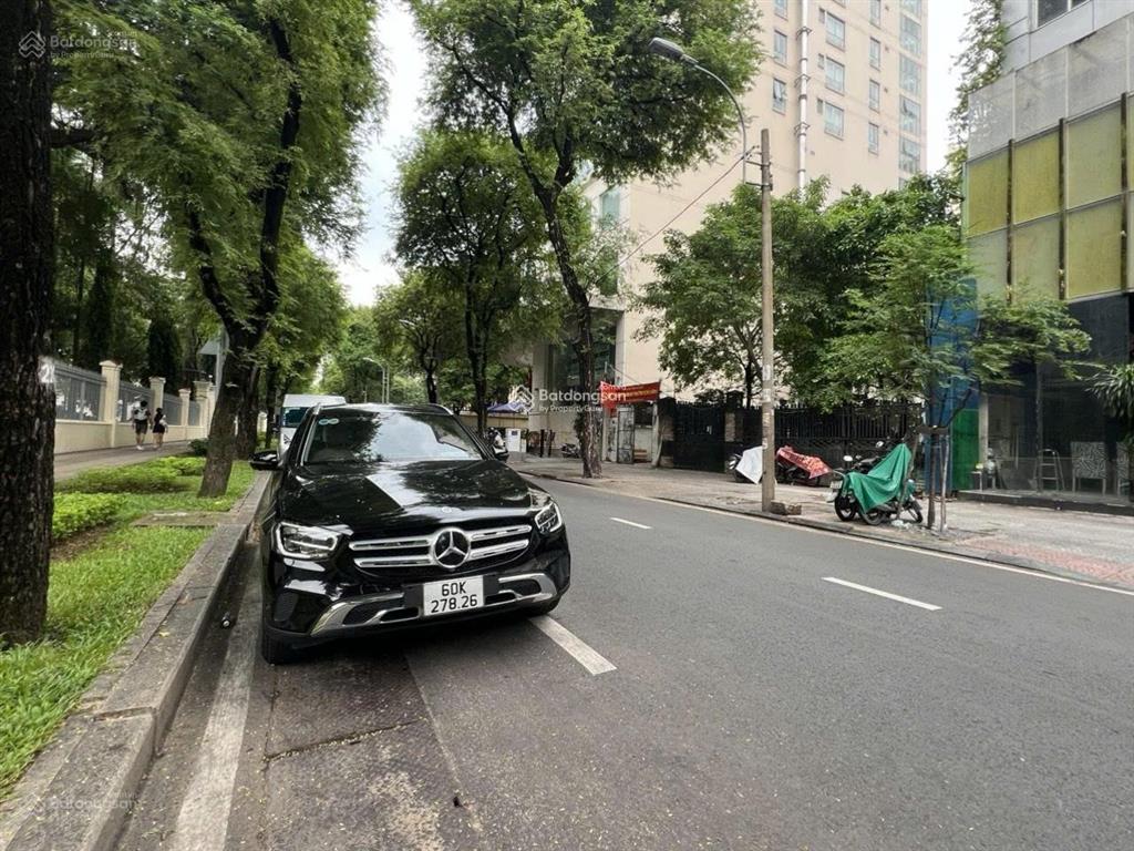 Bán nhà mt nguyễn du, p. bến thành, q1 dt 25x50m  1050m² ctxd 2 hầm + 14 tầng  620tr/m2