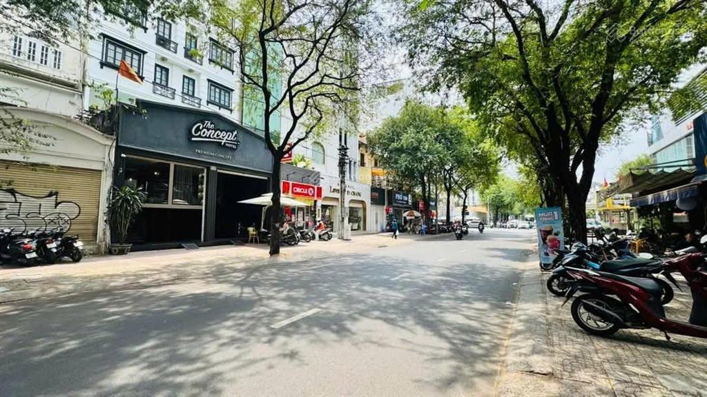 Bán nhà mt ngay bà huyện thanh quan quận 3 dt 8,6x29m  dtcn 251m2  ctxd hầm + 7 tầng giá 80 tỷ