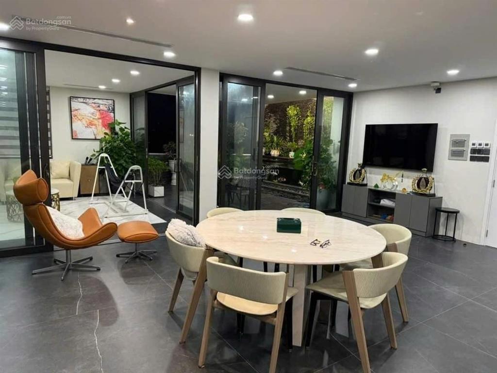 Bán nhà view sông mt trần quý kiên, q2 dt 13x27m kết cấu hầm + 4 tầng giá 105 tỷ tl. 0901 488 ***
