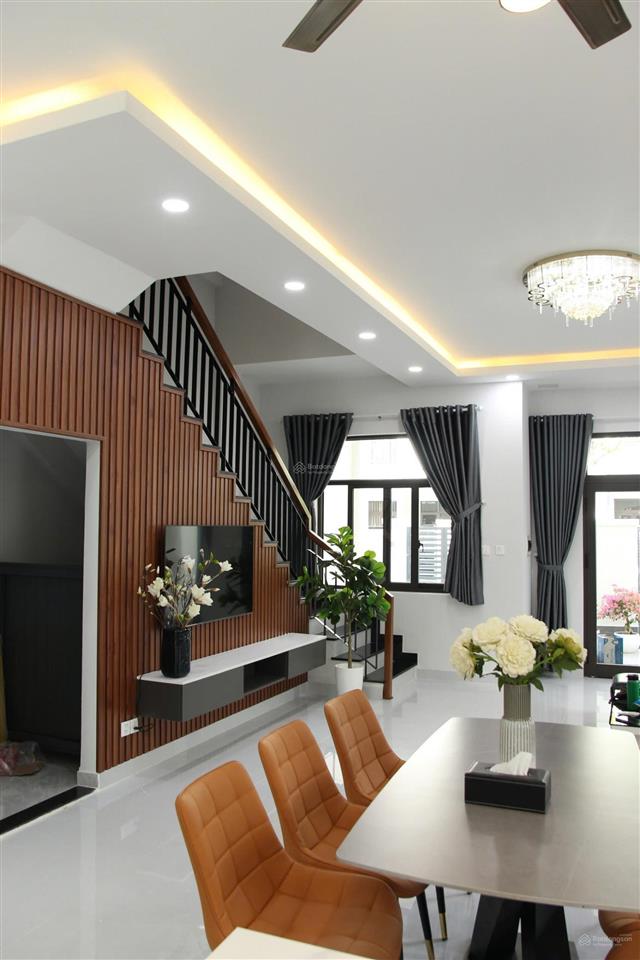 Bán biệt thự vườn full nội thất ngay góc công viên khu lavida vũng tàu 138m2 giá 13.5 tỷ tl