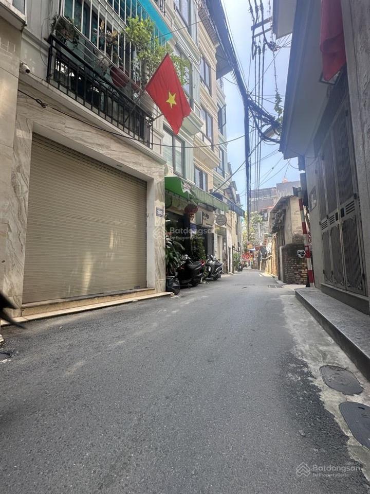 Chính chủ bán nhà hiếm ở giáp nhị 23m, 5 tầng, 3 phòng ngủ, ngõ rộng thoáng, chủ chào bán 5.7 tỷ