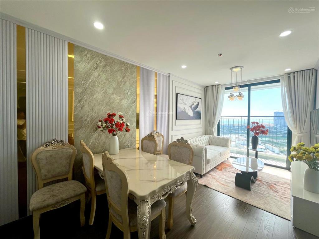 Bán căn hộ fpt 2pn tầng cao view biển full nội thất xịn sò.