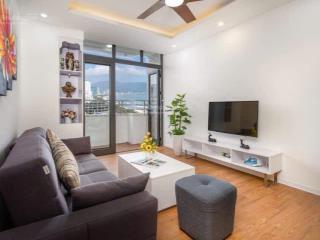 Căn góc 2pn 67m2 view biển mỹ khê, căn hộ mường thanh sơn trà.