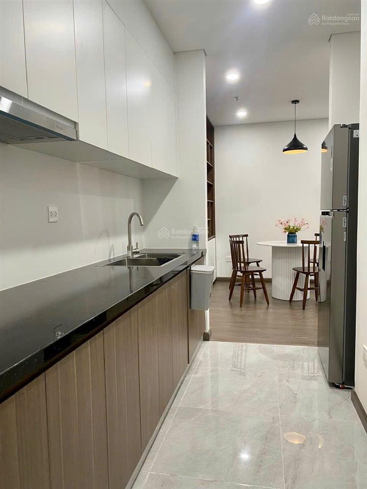 Cần bán căn 2pn full nội thất tầng cao căn hộ fpt plaza 2