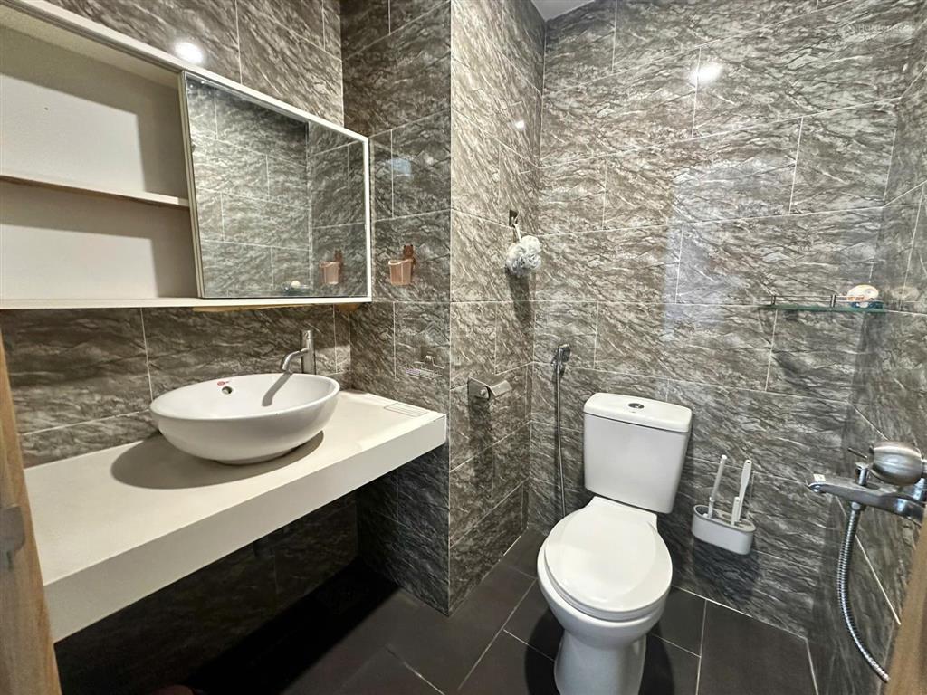 Bán căn hộ 2pn tầng cao view biển mỹ khê căn hộ mường thanh đà nẵng
