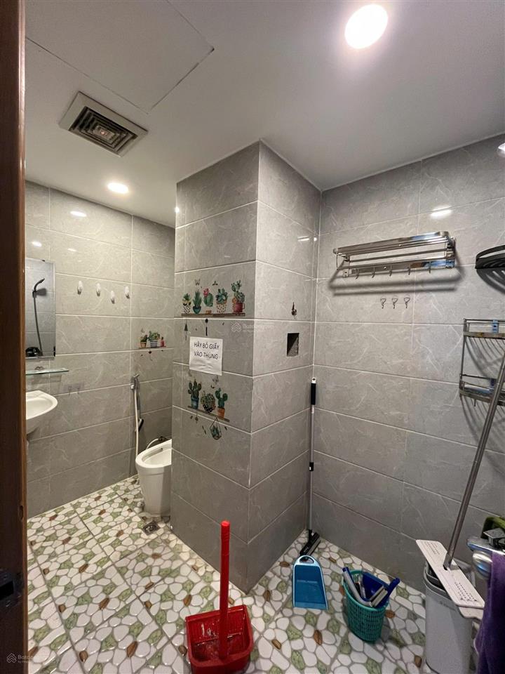 Cho thuê căn hộ 2 phòng ngủ view biển mỹ khê