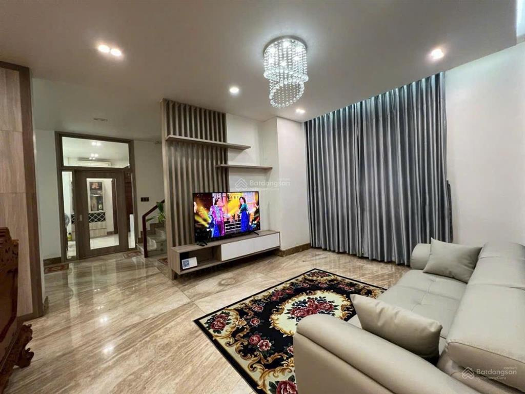 Biệt thự 9 x 20 full nội thất cao cấp trị giá 20 tỷ, cityland garden hills (khu emart), gò vấp