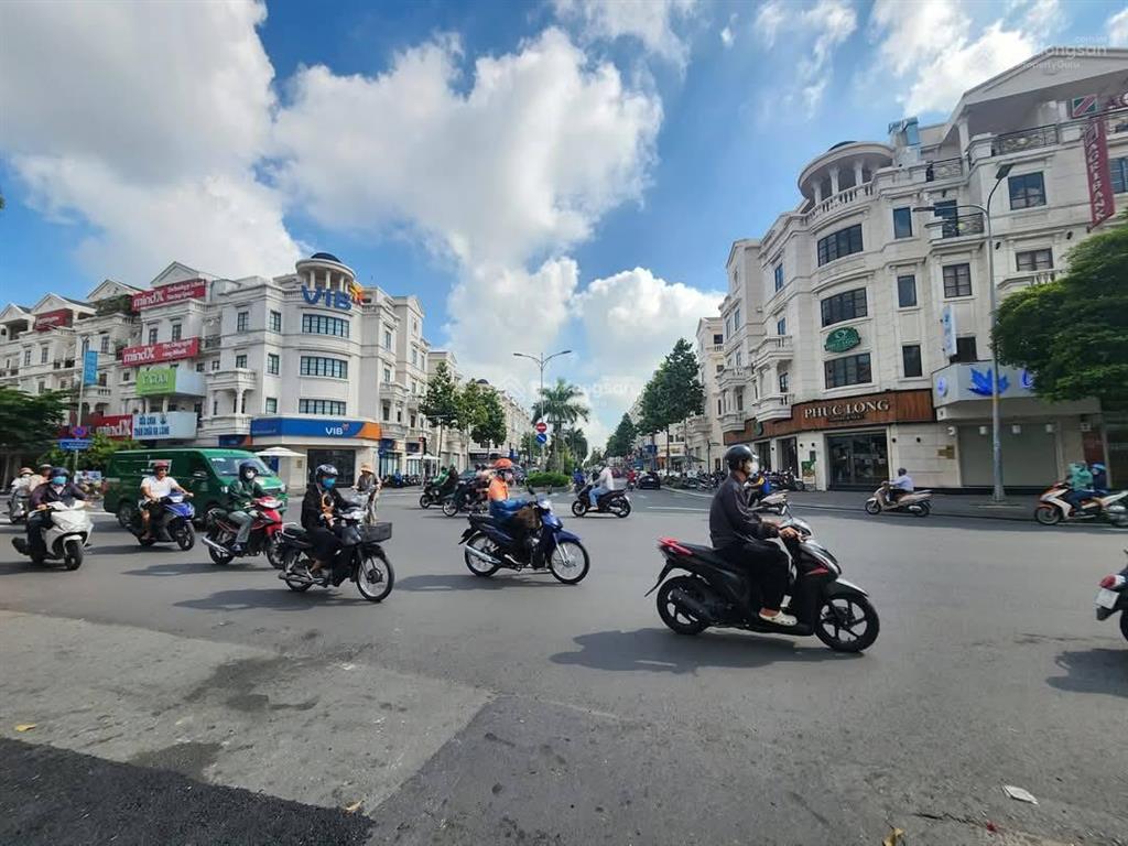 Gấp bán nhà mt phan văn trị, cityland park hills, có hđ thuê 72tr/th, vị trí đẹp, chỉ 30tỷ