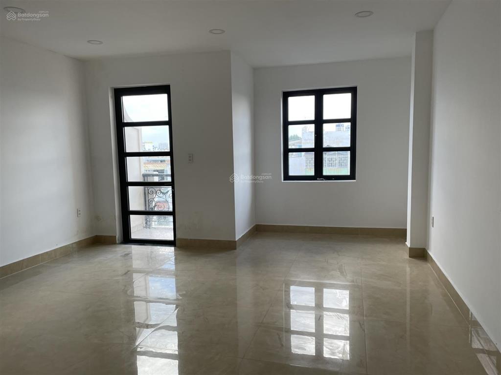 Gấp bán nhà mt phan văn trị, cityland park hills, có hđ thuê 72tr/th, vị trí đẹp, chỉ 30tỷ