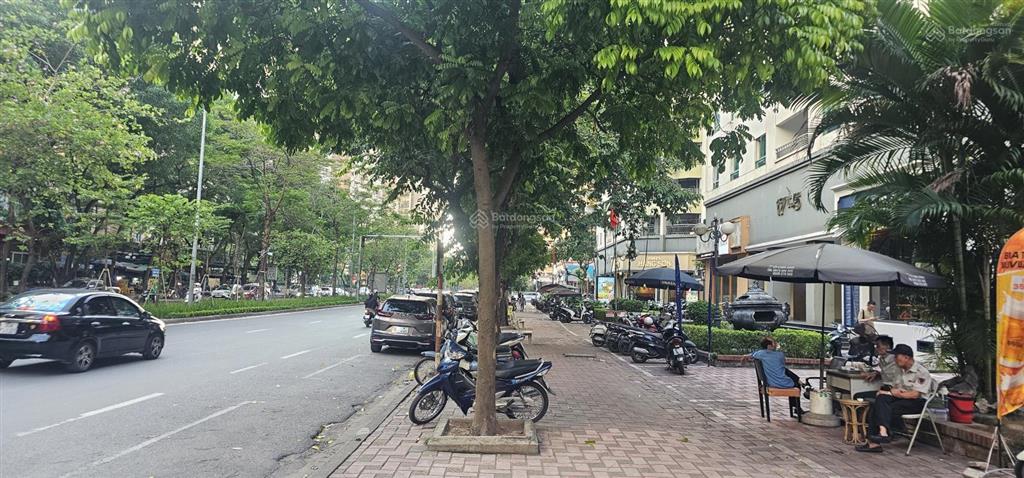 Bán căn hộ trung hòa tòa 17t5, diện tích 115 m2