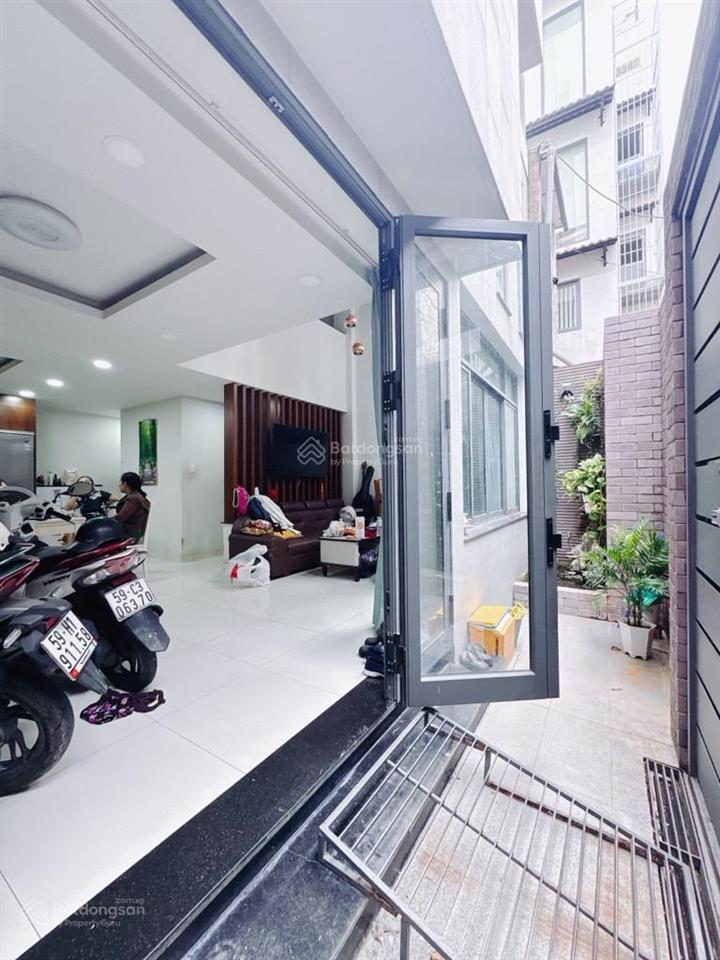 Ngộp bank giảm 1 tỷ  bán nhà xóm chiếu quận 4  5 tầng  60m2  7 tỷ nhỉnh  bề ngang 7m