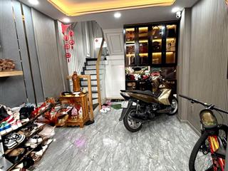 Bán nhà khánh hội quận 4  ôtô tới nhà  5 tầng  5 tỷ nhỉnh  nội thất cao cấp