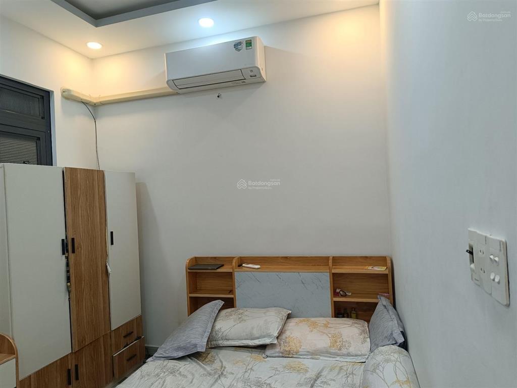 Bán nhà nguyễn khoái quận 4  42m2  4 tỷ nhỉnh  2 tầng đúc  nhà còn mới dọn vào ở ngay