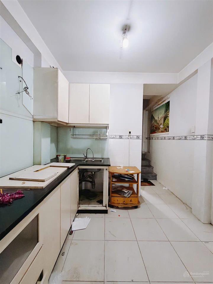 Bán nhà tôn đản quận 4  5 tầng  21m2  3 tỷ nhỉnh  sát mặt tiền