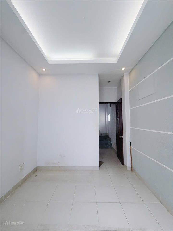 Bán nhà tôn đản quận 4  5 tầng  21m2  3 tỷ nhỉnh  sát mặt tiền