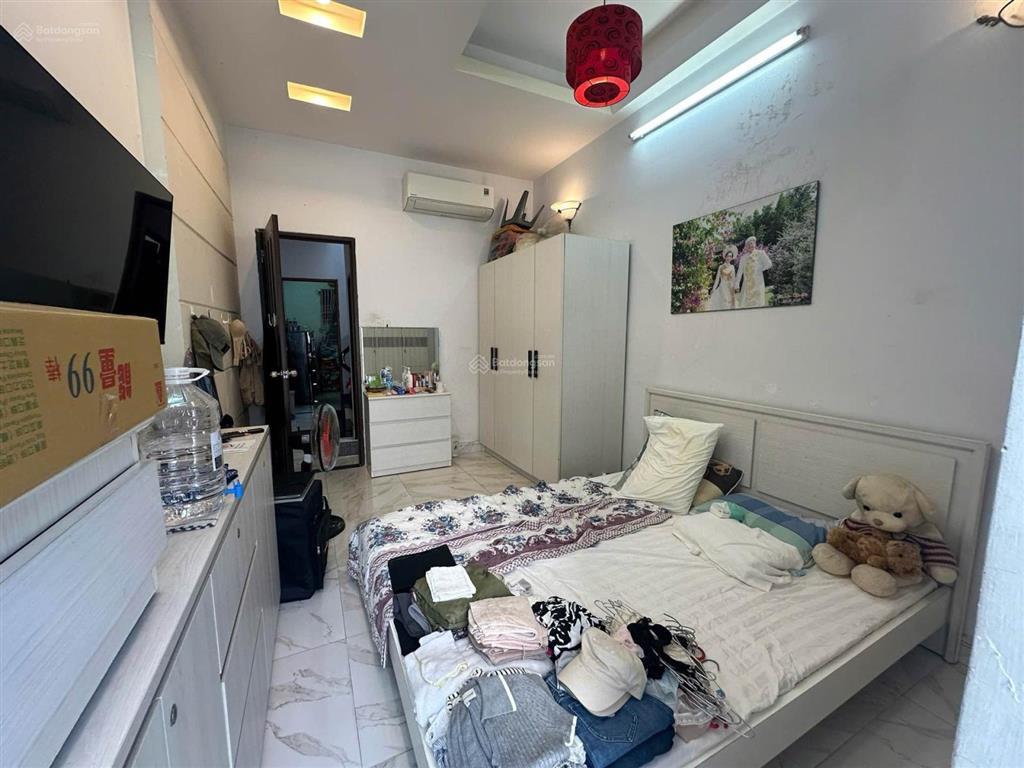 Bán nhà tôn đản quận 4  4 tầng đúc  36m2  3 tỷ nhỉnh  sát mặt tiền