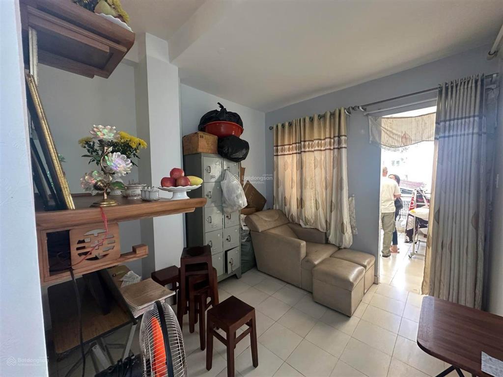 Bán nhà tôn đản quận 4  4 tầng đúc  36m2  3 tỷ nhỉnh  sát mặt tiền