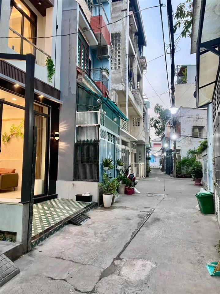 Bán nhà đẹp tôn thất thuyết quận 4  4 tầng  35m2  5 tỷ  nhà mới full nội thất