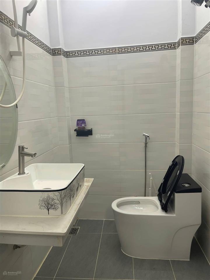 Bán nhà hoàng diệu quận 4  hẻm ôtô  4 tầng  27m2  5 tỷ  khu an ninh dân trí cao