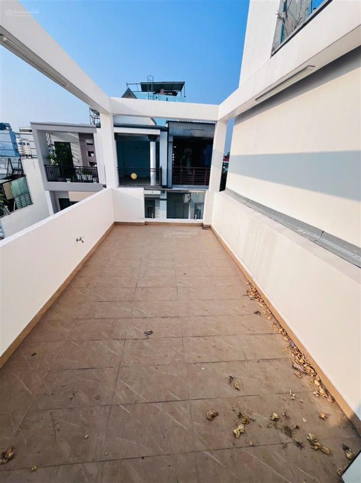 Bán nhà hoàng diệu quận 4  4 tấm đúc  45m2  chỉ 5 tỷ nhỉnh  khu dân trí cao an ninh