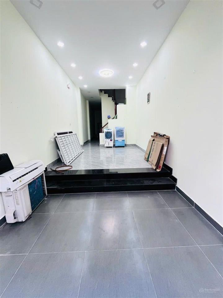 Bán nhà hoàng diệu quận 4  4 tấm đúc  45m2  chỉ 5 tỷ nhỉnh  khu dân trí cao an ninh