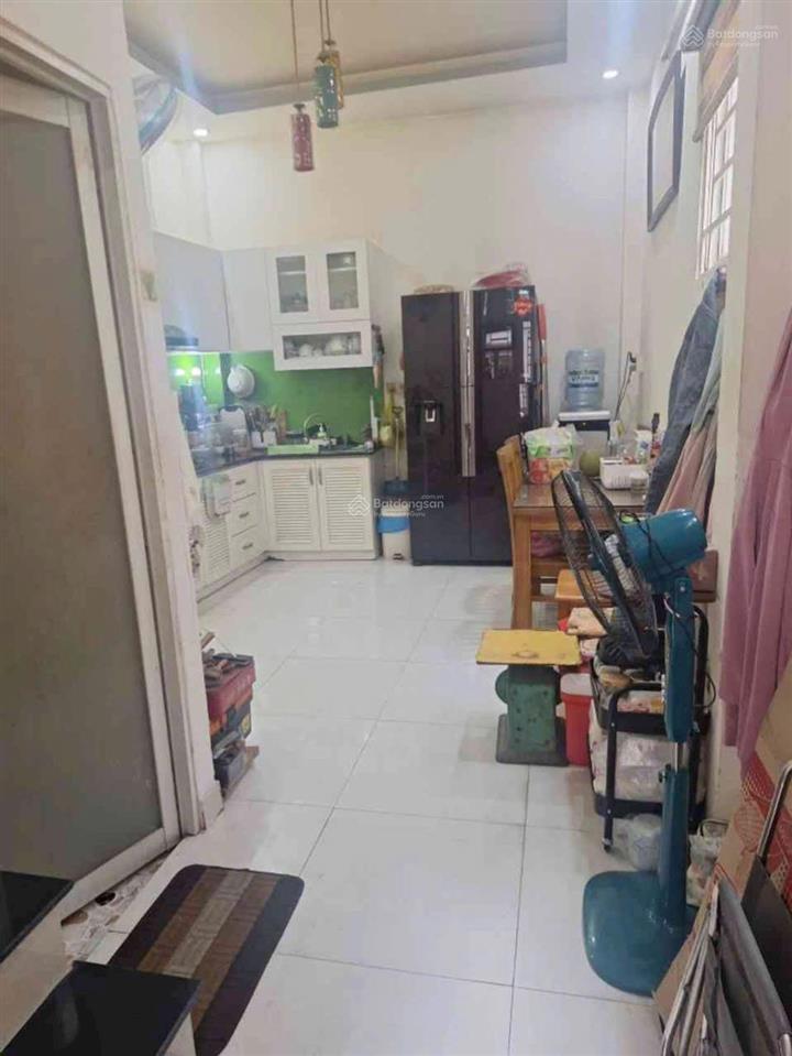 Bán nhà nguyễn khoái quận 4  4 tầng  38m2  4 tỷ  khu dân trí cao an ninh