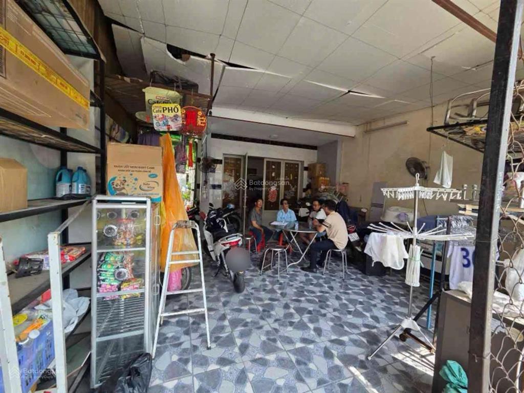 Bán nhà xóm chiếu quận 4  110m2  9 tỷ nhỉnh  nhà cấp 4 tiện xây biệt thự  bề ngang 5,5m