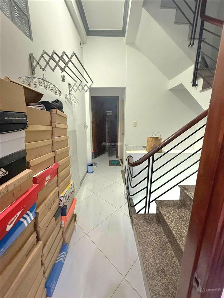 Bán nhà tôn thất thuyết quận 4  60m2  3 tầng  6 tỷ nhỉnh  khu dân trí cao an ninh