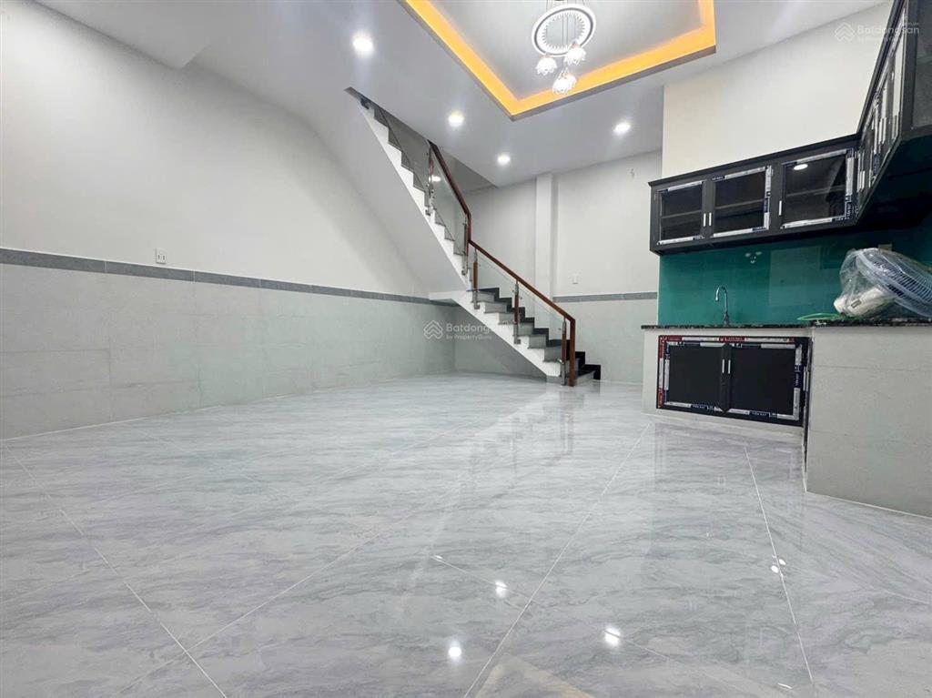 Bán nhà tôn đản quận 4  bề ngang 4m  3 tỷ  28m2  nhà mới dọn vào ở ngay