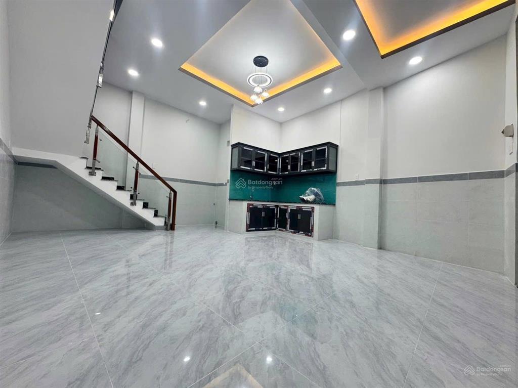 Bán nhà tôn đản quận 4  bề ngang 4m  3 tỷ  28m2  nhà mới dọn vào ở ngay