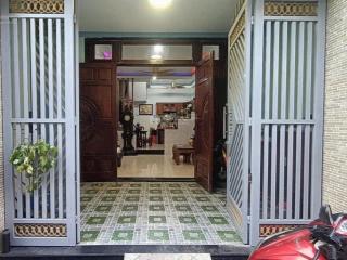 Bán nhà nguyễn khoái quận 4  4 tầng  45m2  bề ngang 4,5m  5 tỷ  hẻm 5m khu dân trí cao an ninh