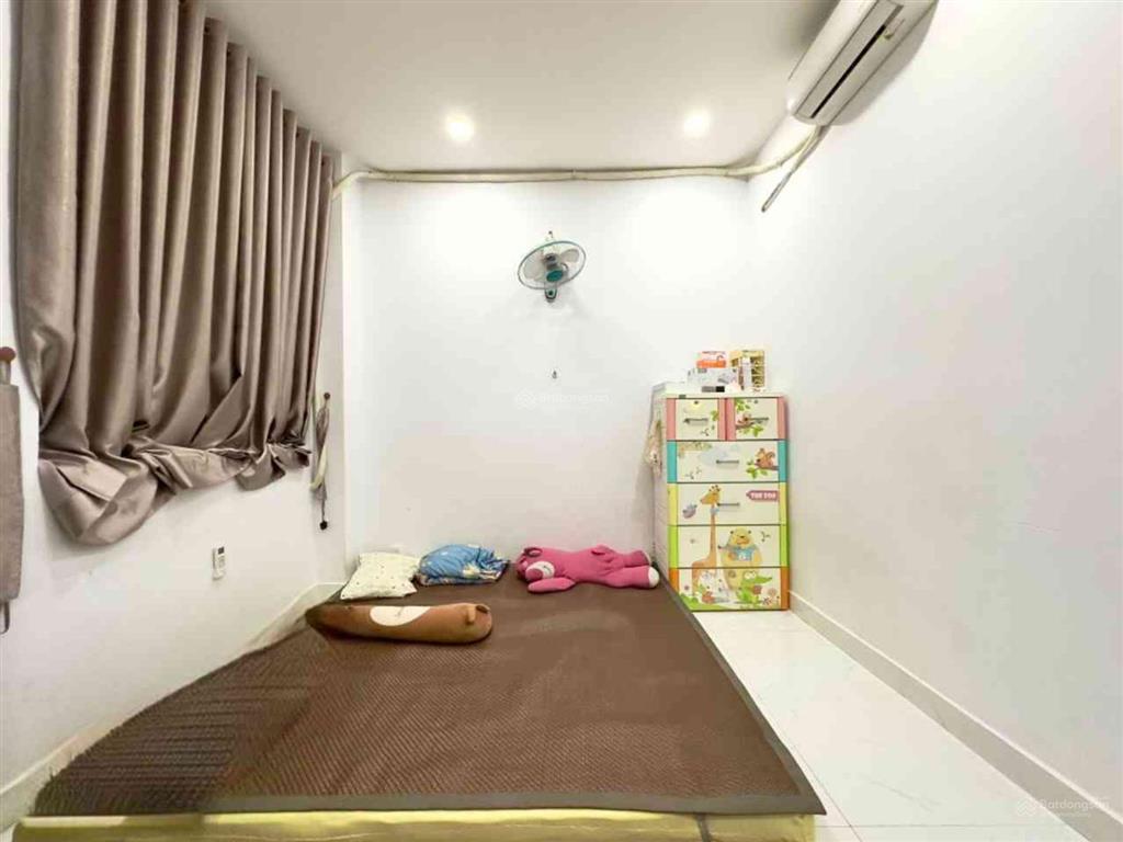 Bán nhà tân vĩnh quận 4  ôtô tới nhà  4 tầng  40m2  6 tỷ nhỉnh  khu dân trí cao an ninh