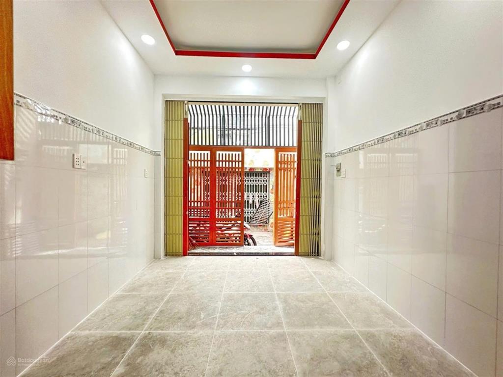 Bán nhà nguyễn khoái quận 4  4 tầng  3 tỷ  24m2  khu dân trí cao an ninh