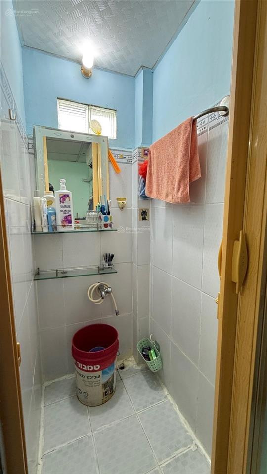 Bán nhà tôn đản quận 4  3 tầng  21m²  chỉ 2 tỷ nhỉnh  nhà chính chủ 1 đời