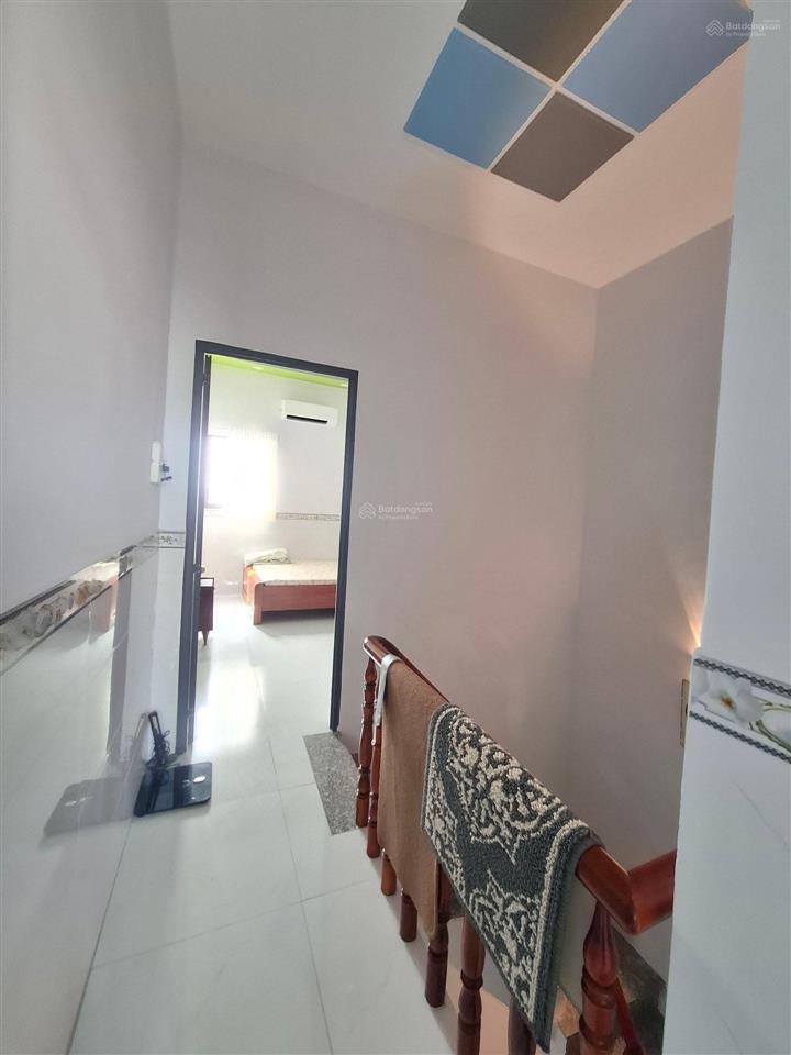 Bán nhà nguyễn khoái quận 4  3 tầng  36m2  3 tỷ nhỉnh  nhà còn mới tinh  khu dân trí cao