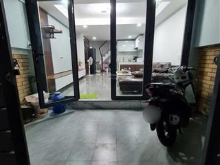 Bán nhà vĩnh khánh quận 4  40m2  3 tầng  chỉ 4 tỷ nhỉnh  nhà còn mới tinh