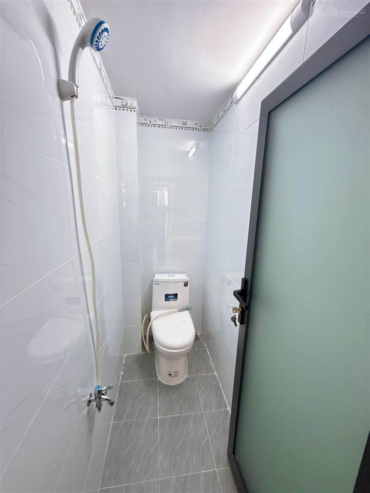 Bán nhà tôn thất thuyết quận 4  28m2  2 tầng đúc  2 tỷ nhỉnh  nhà mới dọn vào ở ngay