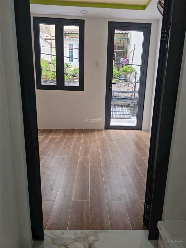 Bán nhà tôn đản quận 4  3 tầng  chỉ 2 tỷ  nhà mới ở ngay